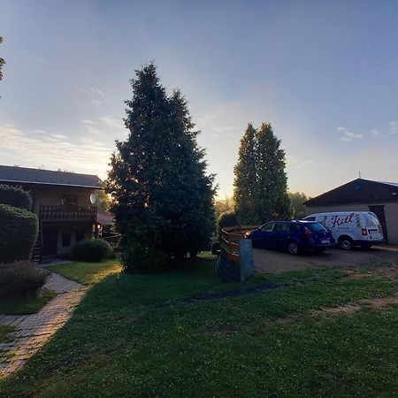 Apartmany Lebedin Nova Ves  エクステリア 写真